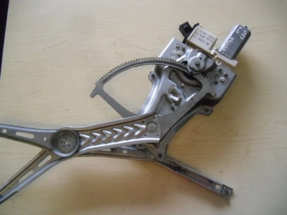Elevador Vidro Frente Esquerdo Opel Vectra C 2004 ev145